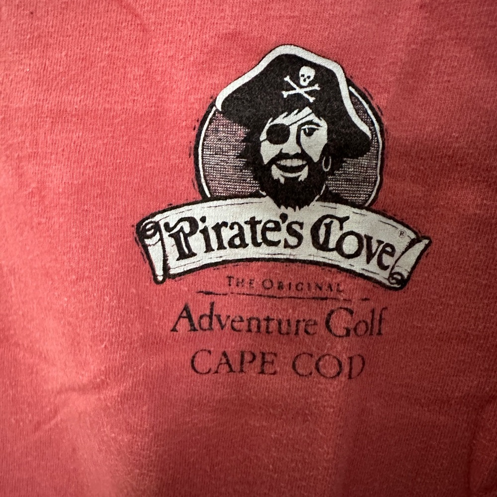 wrinkled from being folded; limited edition pirates cove adventure minigolf tee